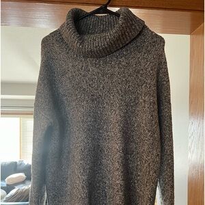 Grey old navy chunky knit turtle neck sweater size medium